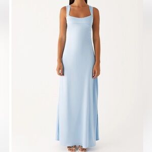 Light Blue Maxi Dress
Odette Satin Maxi Dress - Peppermayo